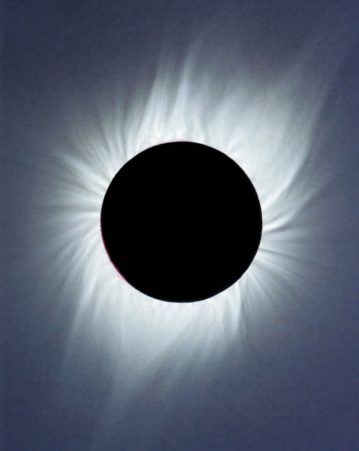 A photograph by Fred Espianak of a solar eclipse, 26 February 1998.