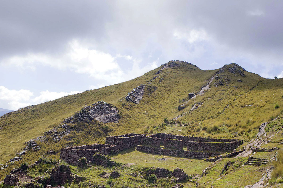A photograph of Mount Huanacauri, along the southern rim of Cuzco basin.