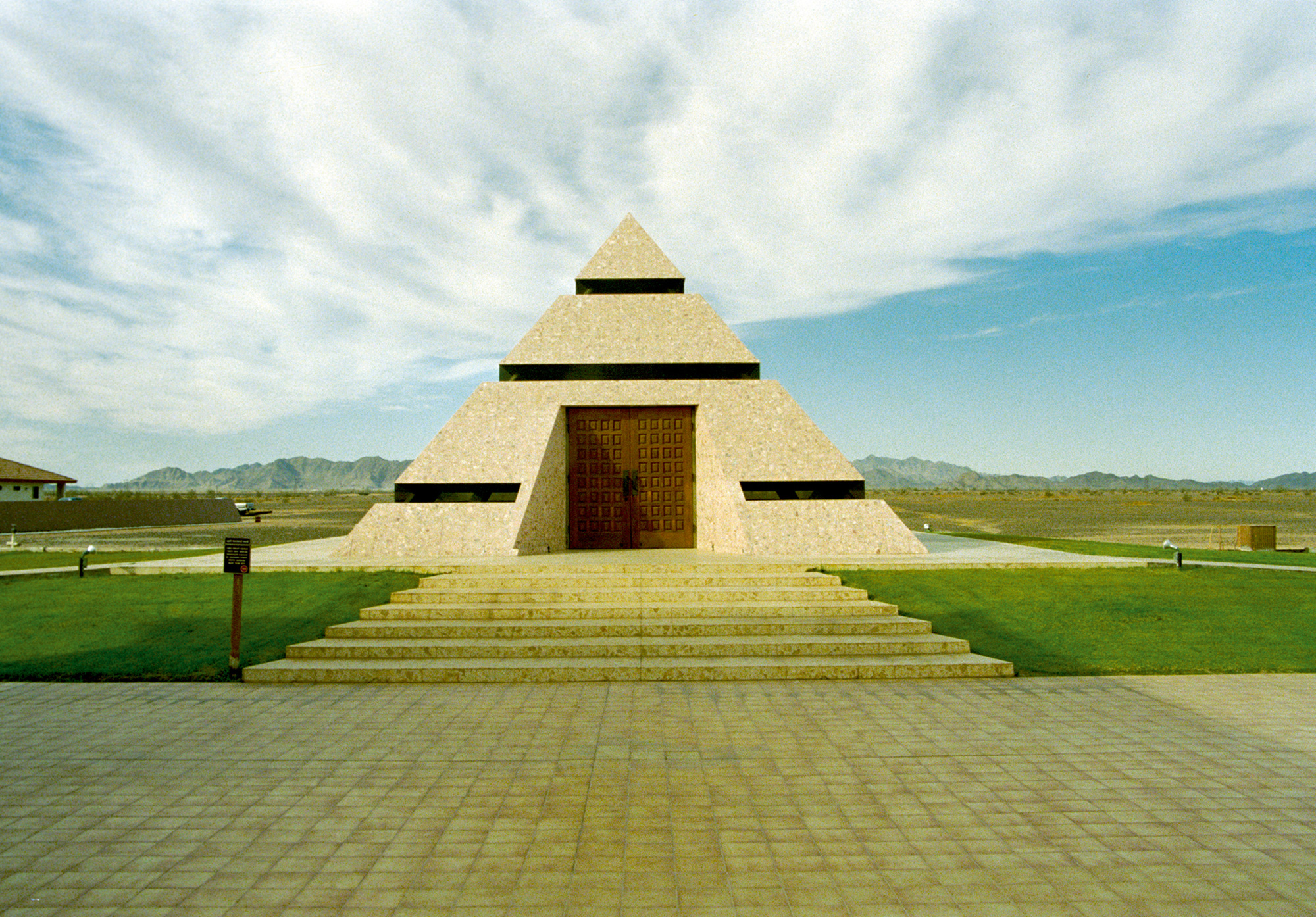 Pyramid at Felicity, aka the Center of the World. Photo Center for Land Use Interpretation.